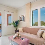 Ariadni Sea View Apartment *