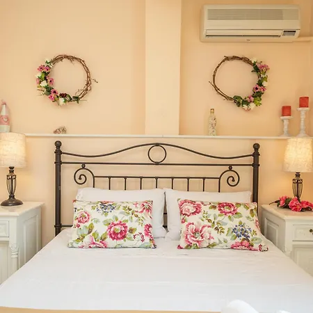 아파트 Ariadni Sea View